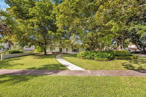 0.344 Acres of Residential Land for Sale in Coral Gables, Florida