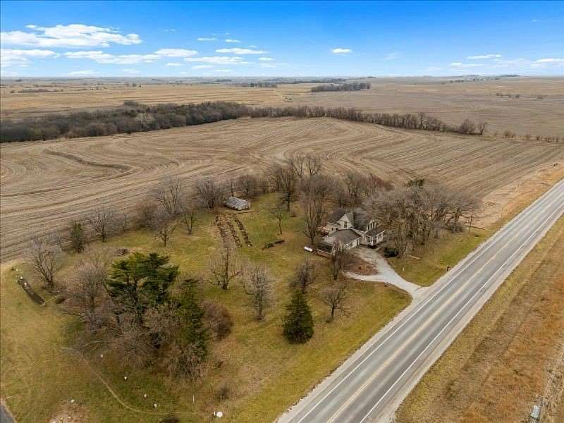 2.29 Acres of Residential Land with Home for Sale in Shenandoah, Iowa