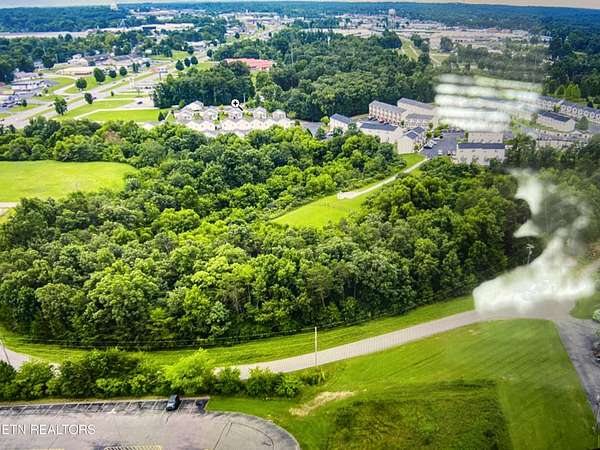 1.27 Acres of Residential Land for Sale in Crossville, Tennessee