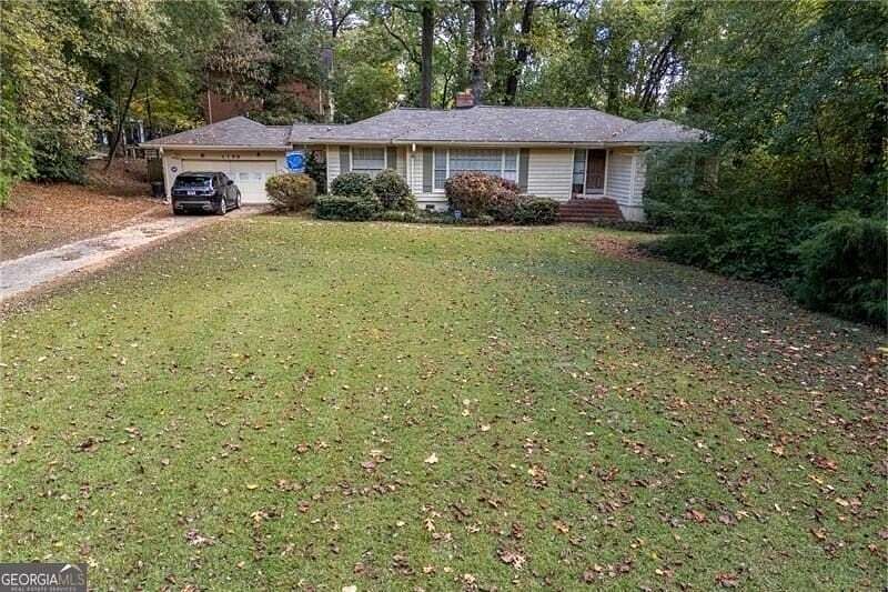 1 Acre of Land for Sale in Brookhaven, Georgia