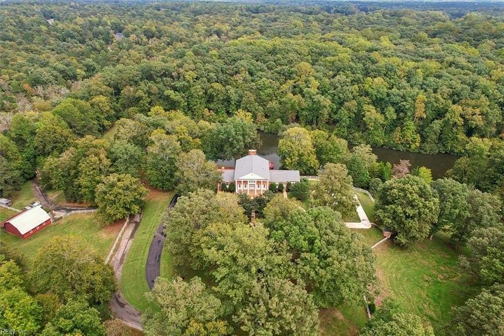 41.92 Acres of Land with Home for Sale in Village of Williamsburg, Virginia