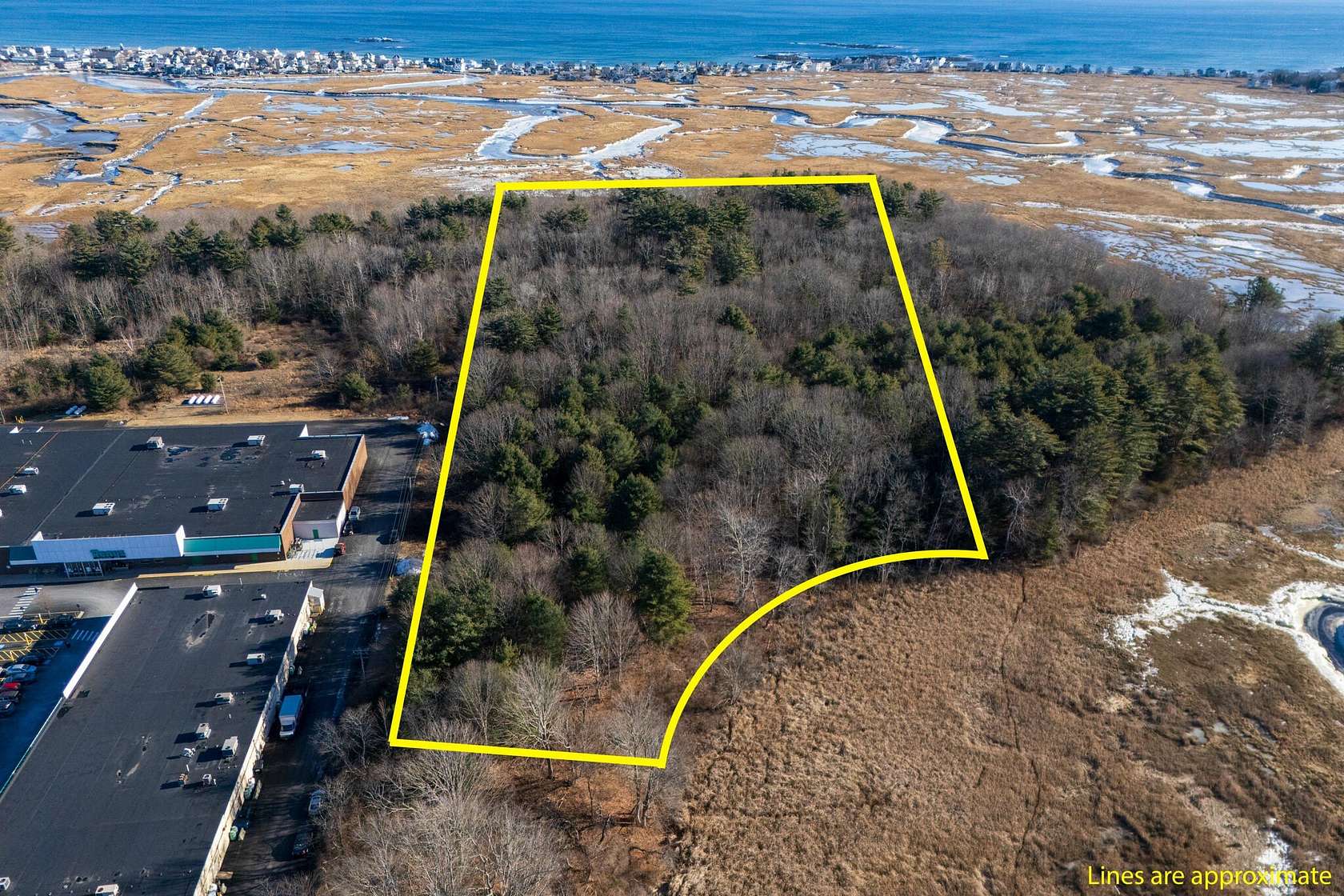 7 Acres of Mixed-Use Land for Sale in Wells, Maine