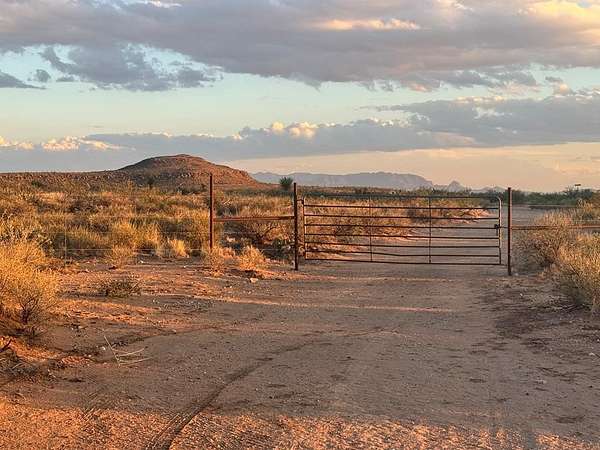 20 Acres of Recreational Land for Sale in Sierra Blanca, Texas