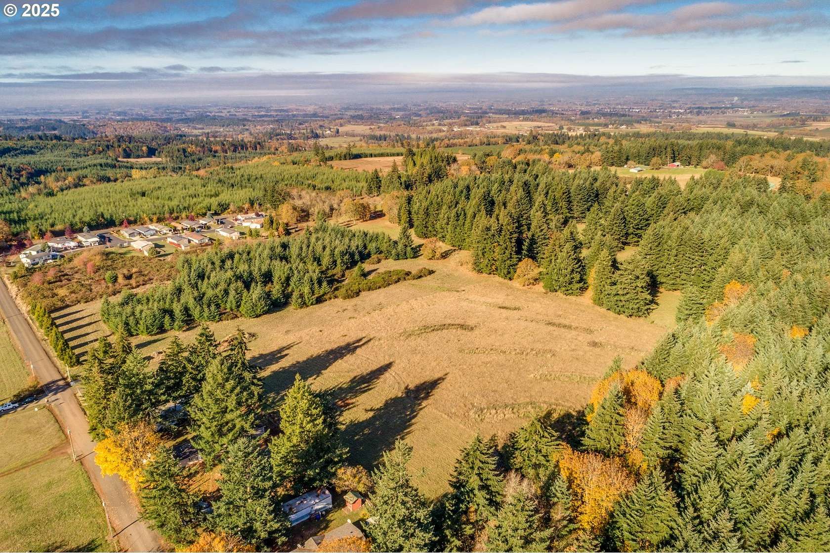 15.2 Acres of Land for Sale in Molalla, Oregon