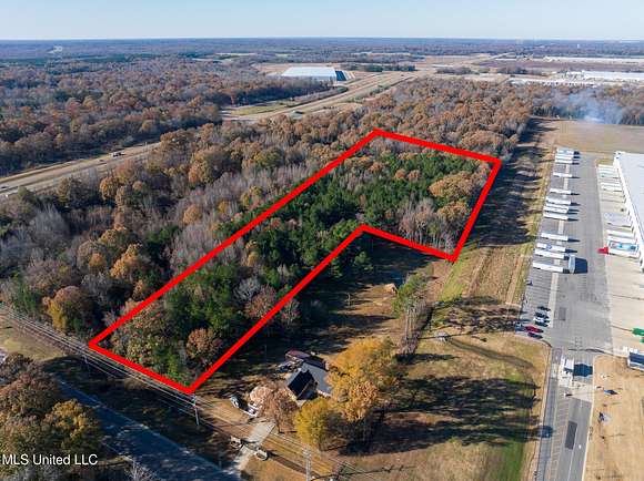 7.4 Acres of Commercial Land for Sale in Byhalia, Mississippi