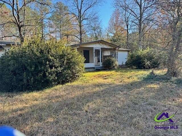 4.24 Acres of Residential Land with Home for Sale in Macon, Georgia