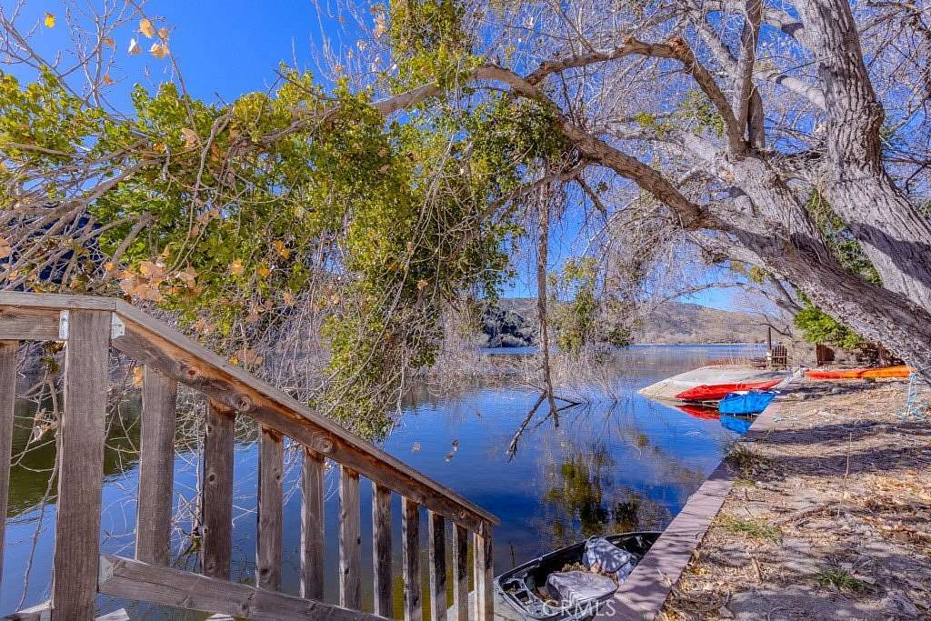 0.242 Acres of Residential Land for Sale in Lake Hughes, California