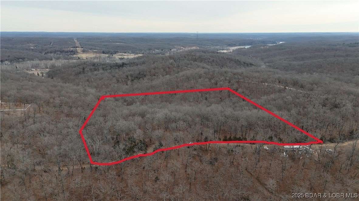 9.49 Acres of Land for Sale in Versailles, Missouri