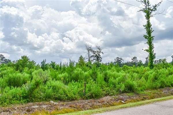 8 Acres of Residential Land for Sale in Tickfaw, Louisiana