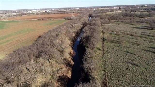 90 Acres of Land for Sale in Pauls Valley, Oklahoma