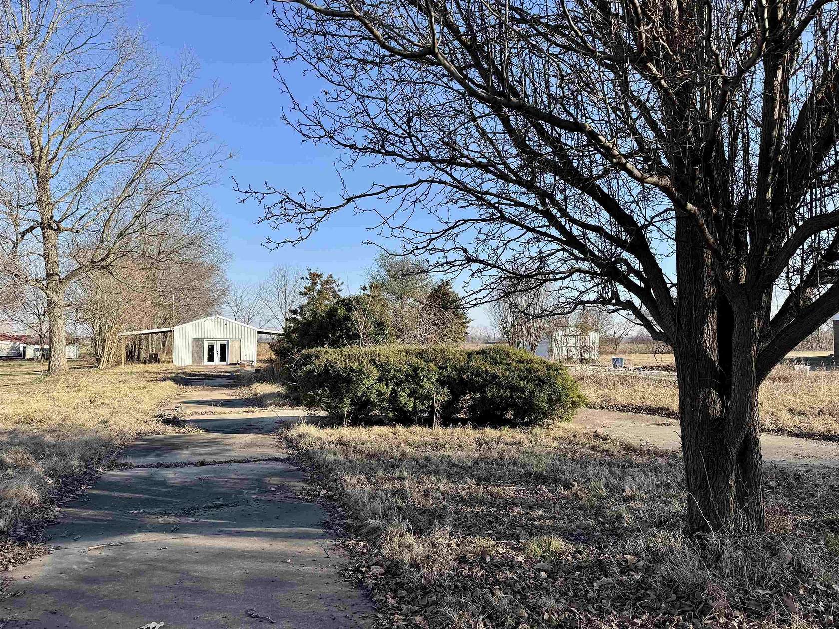 0.92 Acres of Residential Land for Sale in Covington, Tennessee