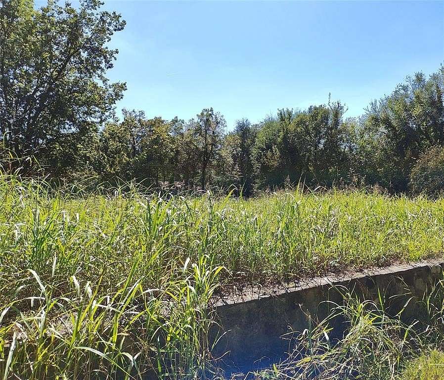 11.2 Acres of Agricultural Land for Sale in Shawnee, Oklahoma