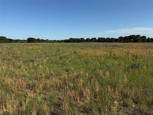 19.5 Acres of Land for Sale in Weatherford, Texas