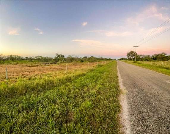 11 Acres of Land for Sale in Refugio, Texas