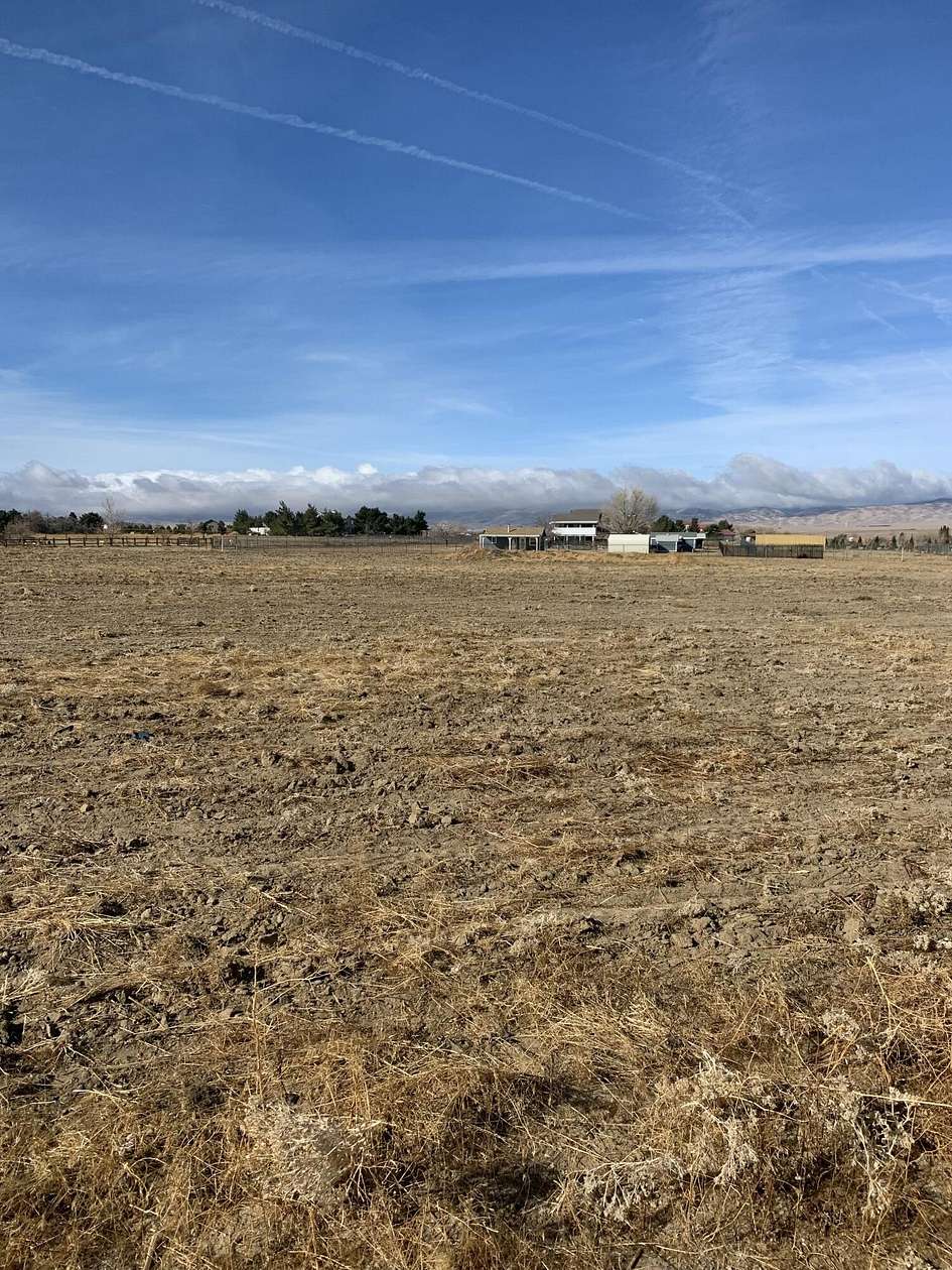 2.527 Acres of Residential Land for Sale in Lancaster, California