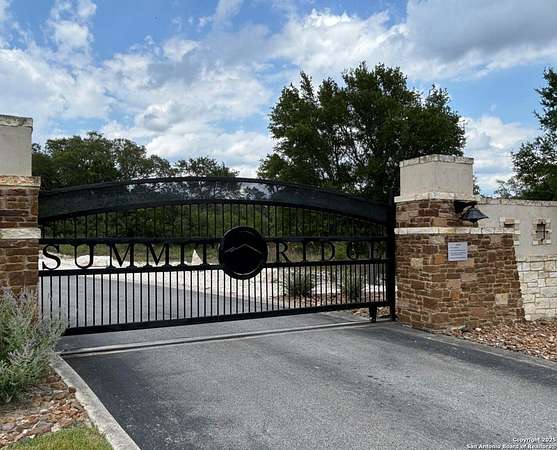 2 Acres of Residential Land for Sale in Mico, Texas