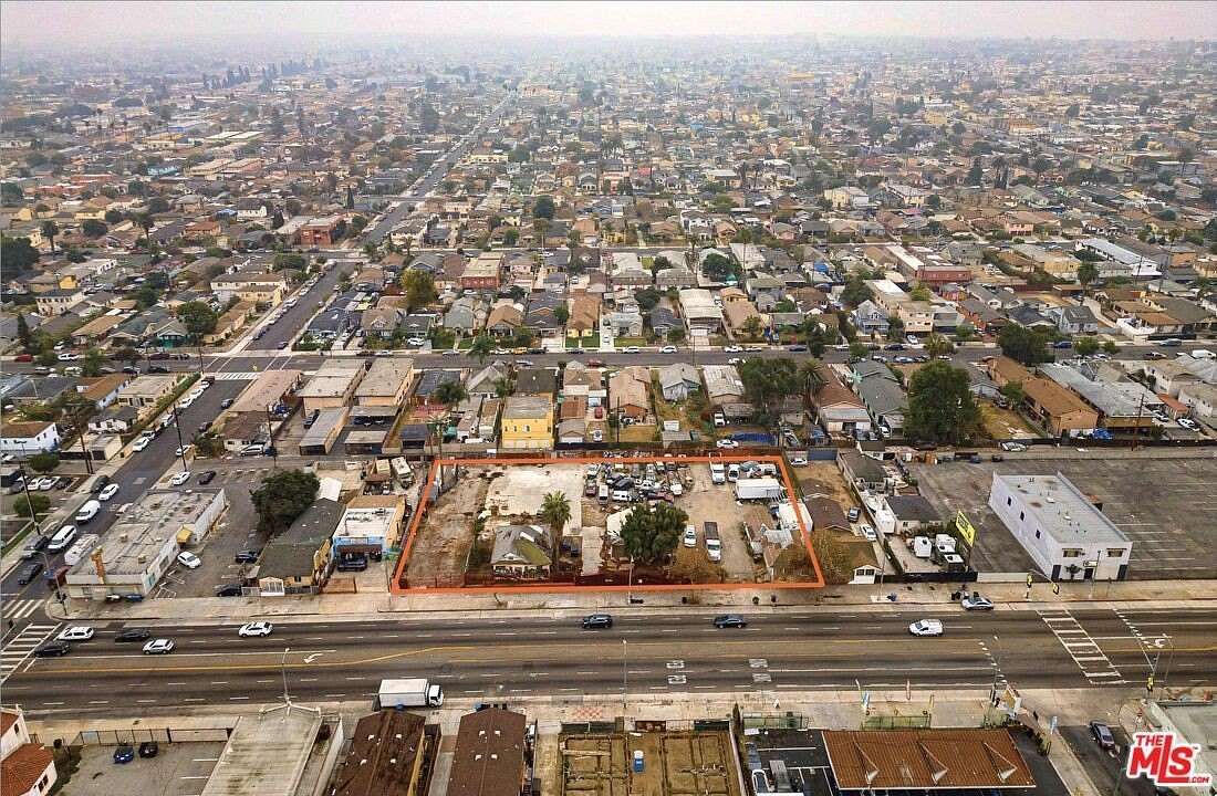 0.76 Acres of Commercial Land for Sale in Los Angeles, California