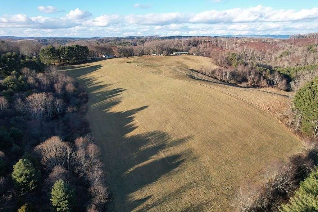 10 Acres of Land for Sale in Hillsville, Virginia