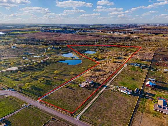 25.93 Acres of Improved Agricultural Land for Sale in Midlothian, Texas