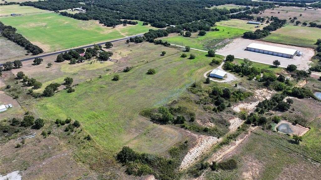 20 Acres of Commercial Land for Sale in Montague, Texas