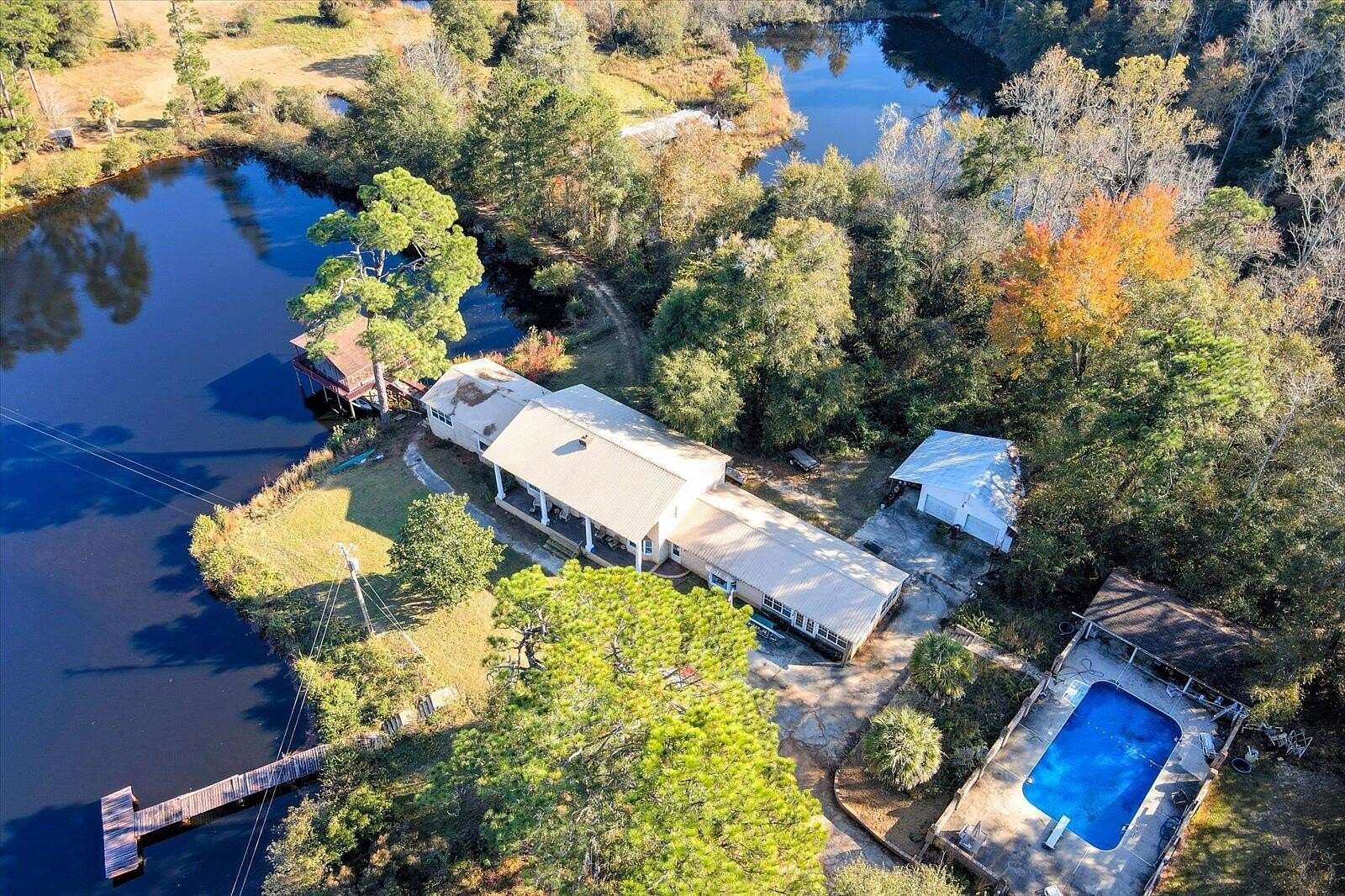 10 Acres of Residential Land with Home for Sale in Augusta, Georgia