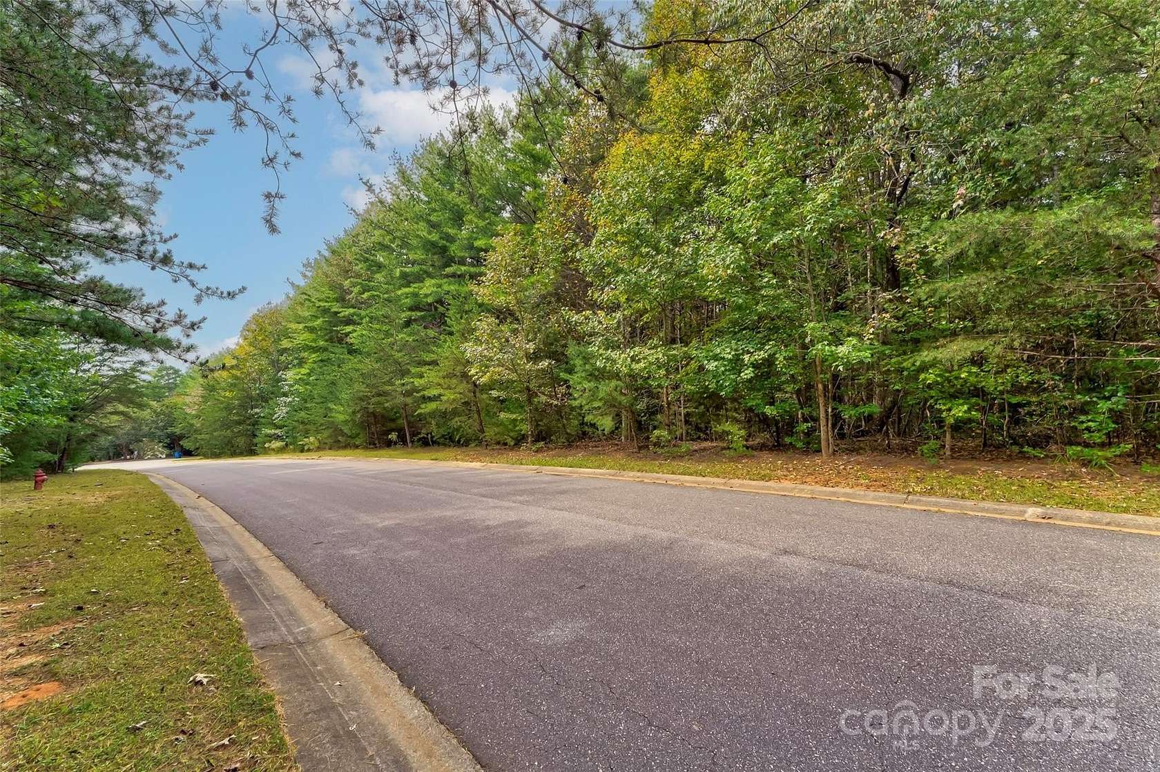 1.58 Acres of Residential Land for Sale in Morganton, North Carolina