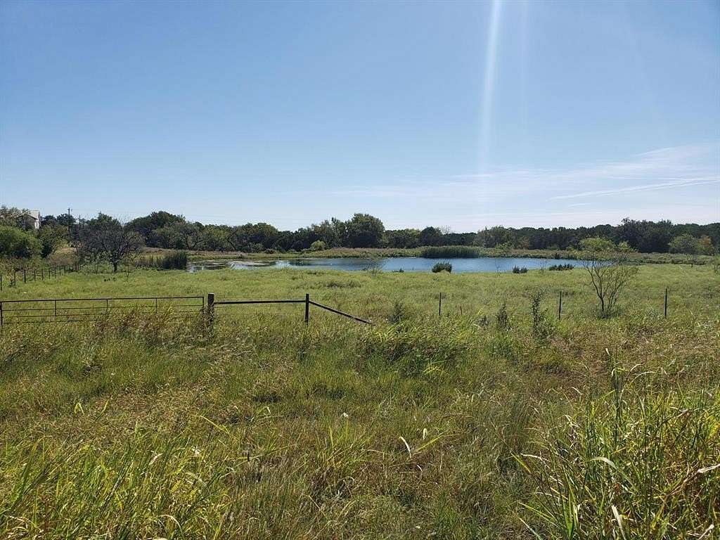 46.486 Acres of Land with Home for Sale in Lampasas, Texas