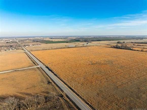 37 Acres of Agricultural Land for Sale in Miami, Oklahoma