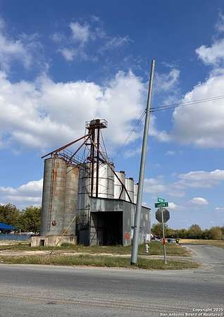 0.17 Acres of Mixed-Use Land for Sale in Seguin, Texas