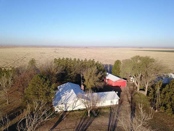 160 Acres of Agricultural Land with Home for Sale in Portales, New Mexico