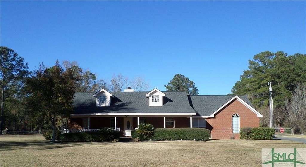 2.584 Acres of Residential Land with Home for Sale in Bloomingdale, Georgia