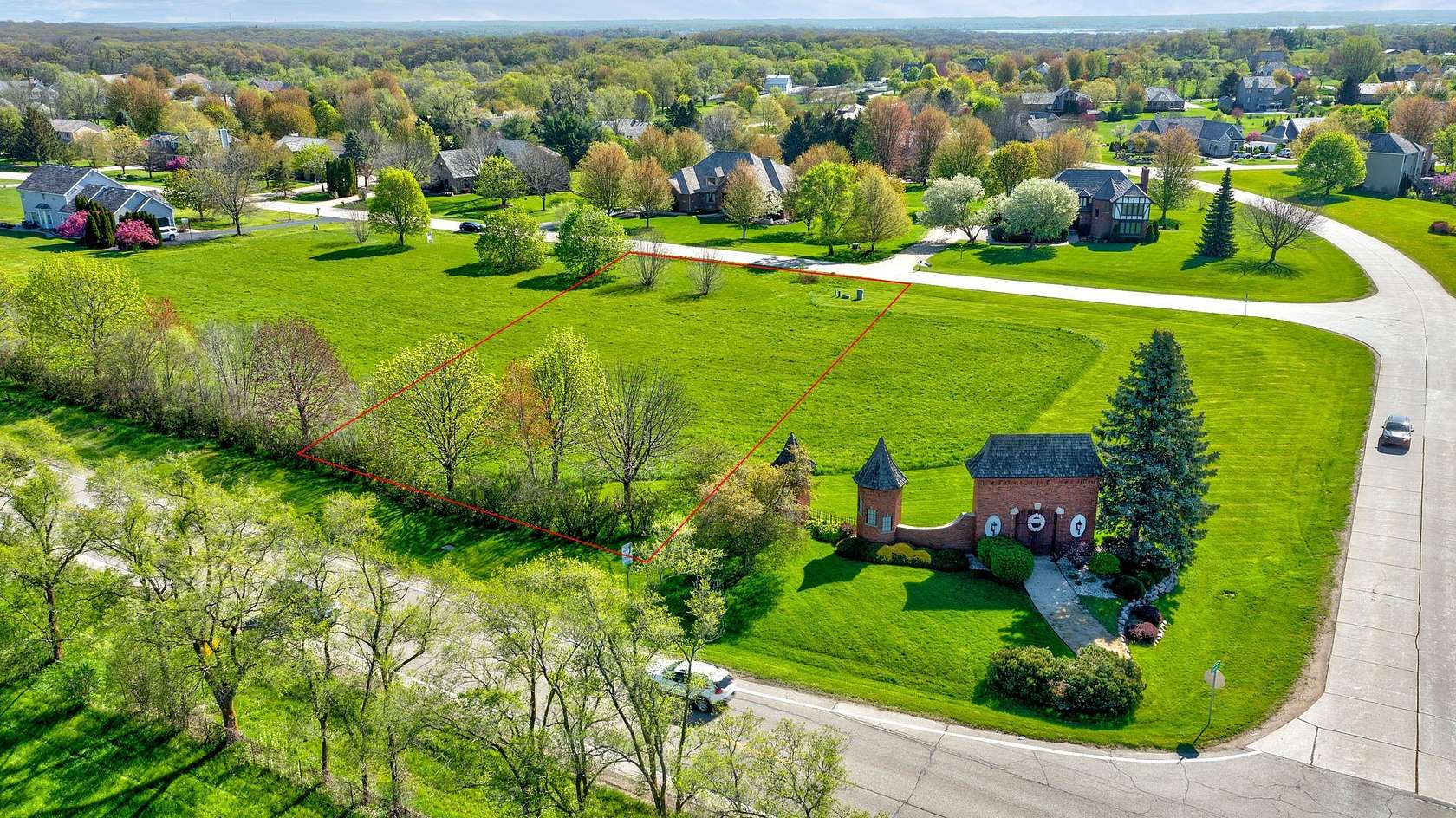 0.92 Acres of Residential Land for Sale in Spring Grove, Illinois