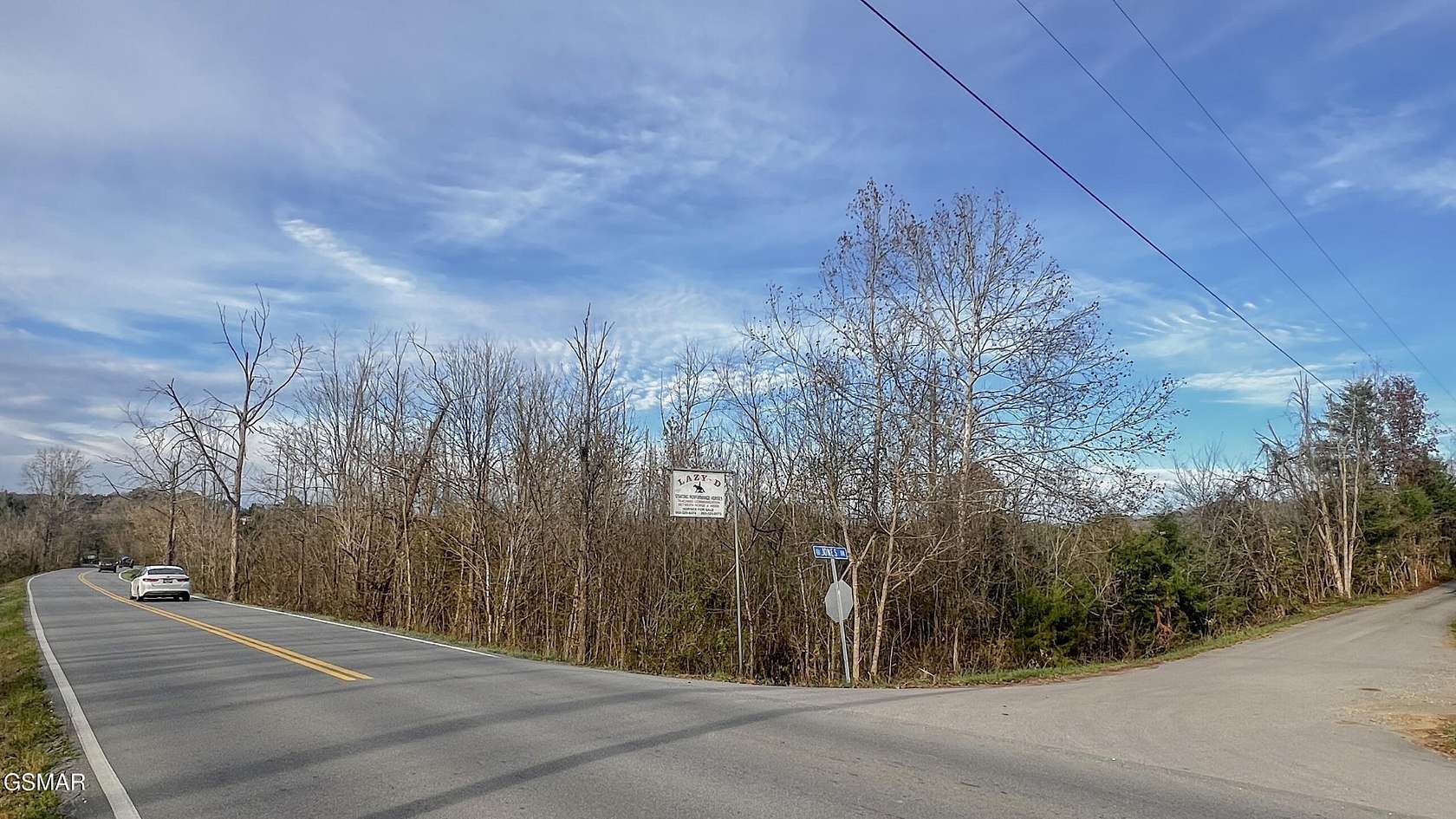 100 Acres of Land for Sale in Kodak, Tennessee