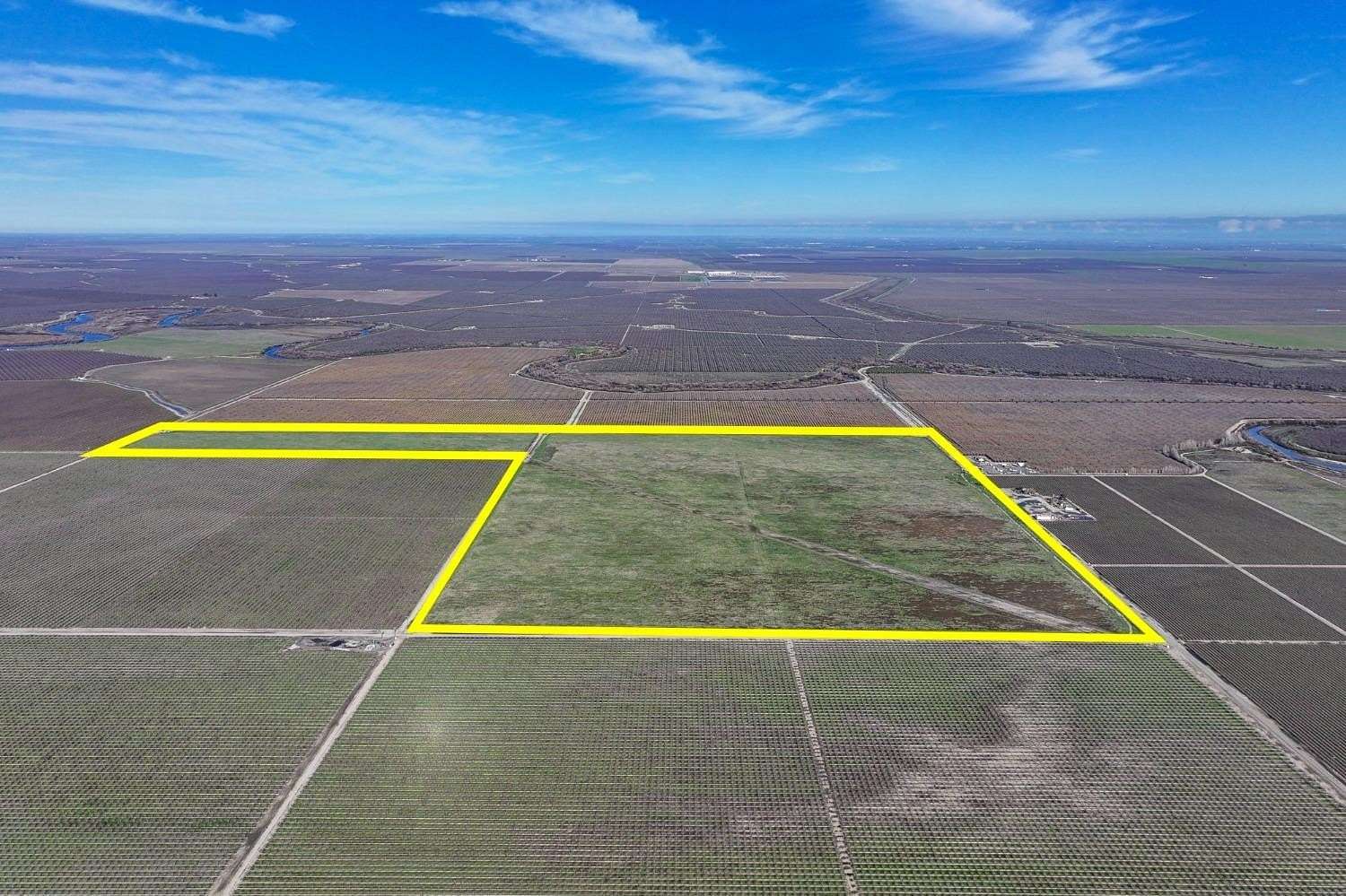 239.02 Acres of Land for Sale in Mendota, California