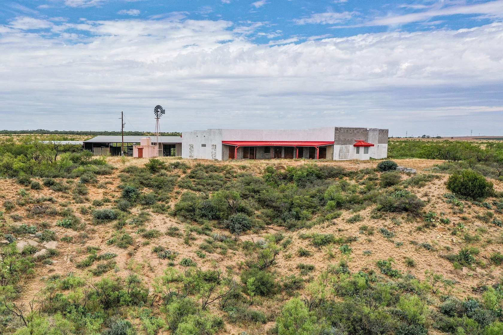 317 Acres of Land for Sale in Colorado City, Texas