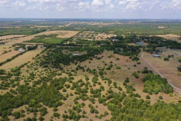 80 Acres of Agricultural & Residential Land for Sale in Farmersville, Texas