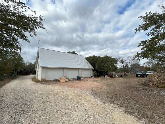 10 Acres of Agricultural Land for Sale in Lampasas, Texas