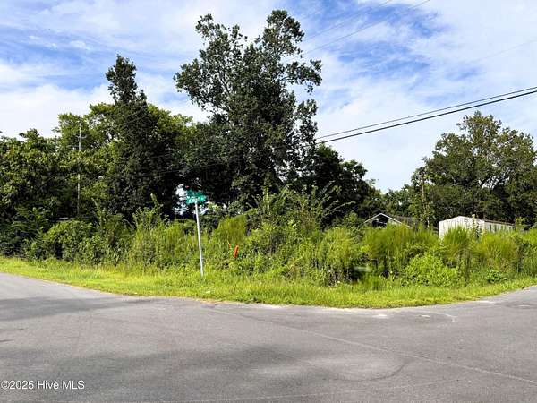 0.27 Acres of Residential Land for Sale in Maysville, North Carolina