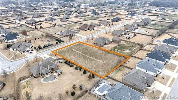 0.86 Acres of Residential Land for Sale in Farmington, Arkansas