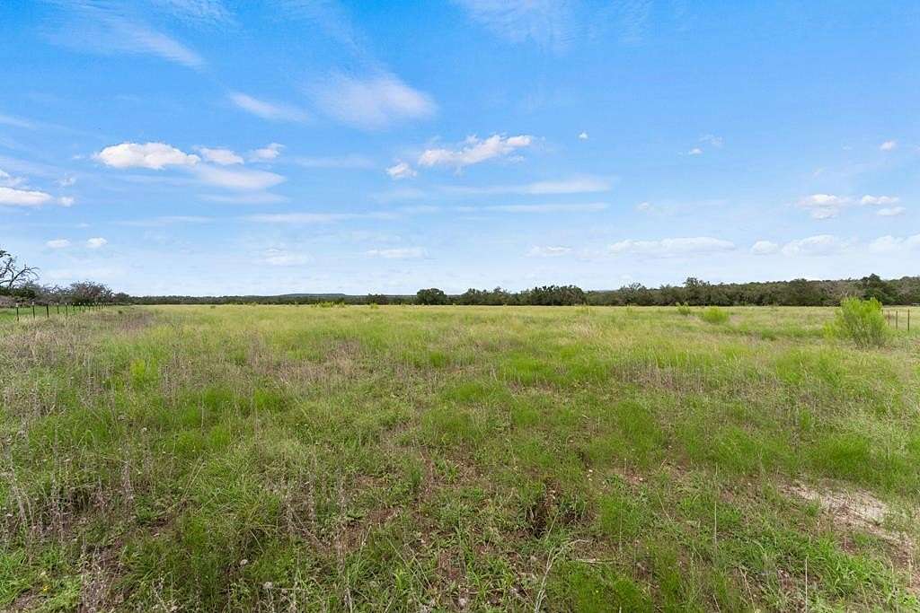 126 Acres of Land for Sale in Fredericksburg, Texas