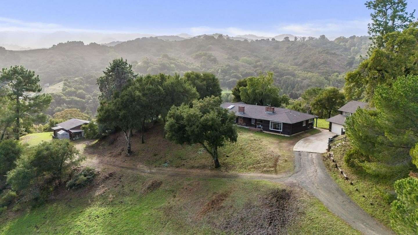 4.785 Acres of Residential Land with Home for Sale in Saratoga, California