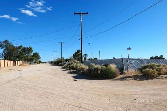 1 Acre of Land for Sale in Ridgecrest, California