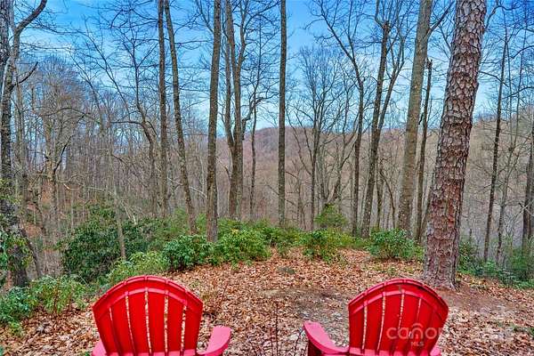 10 Acres of Land for Sale in Black Mountain, North Carolina