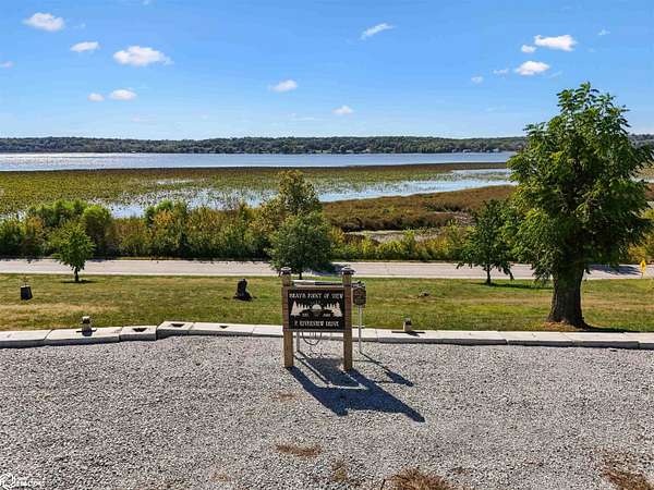 0.94 Acres of Land for Sale in Nauvoo, Illinois