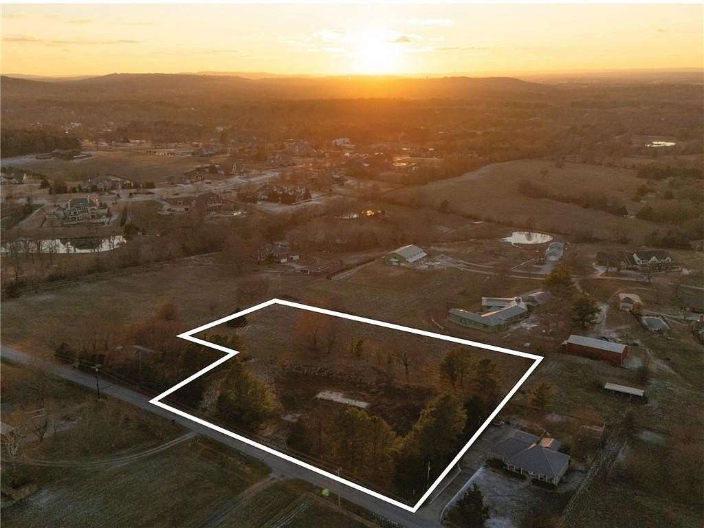 4.35 Acres of Residential Land for Sale in Fayetteville, Arkansas