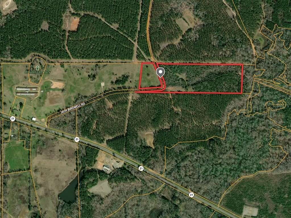 27.6 Acres of Recreational Land & Farm for Sale in Nacogdoches, Texas