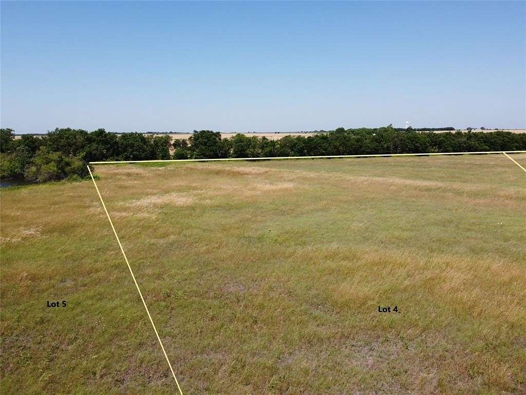 1.45 Acres of Residential Land for Sale in Celeste, Texas