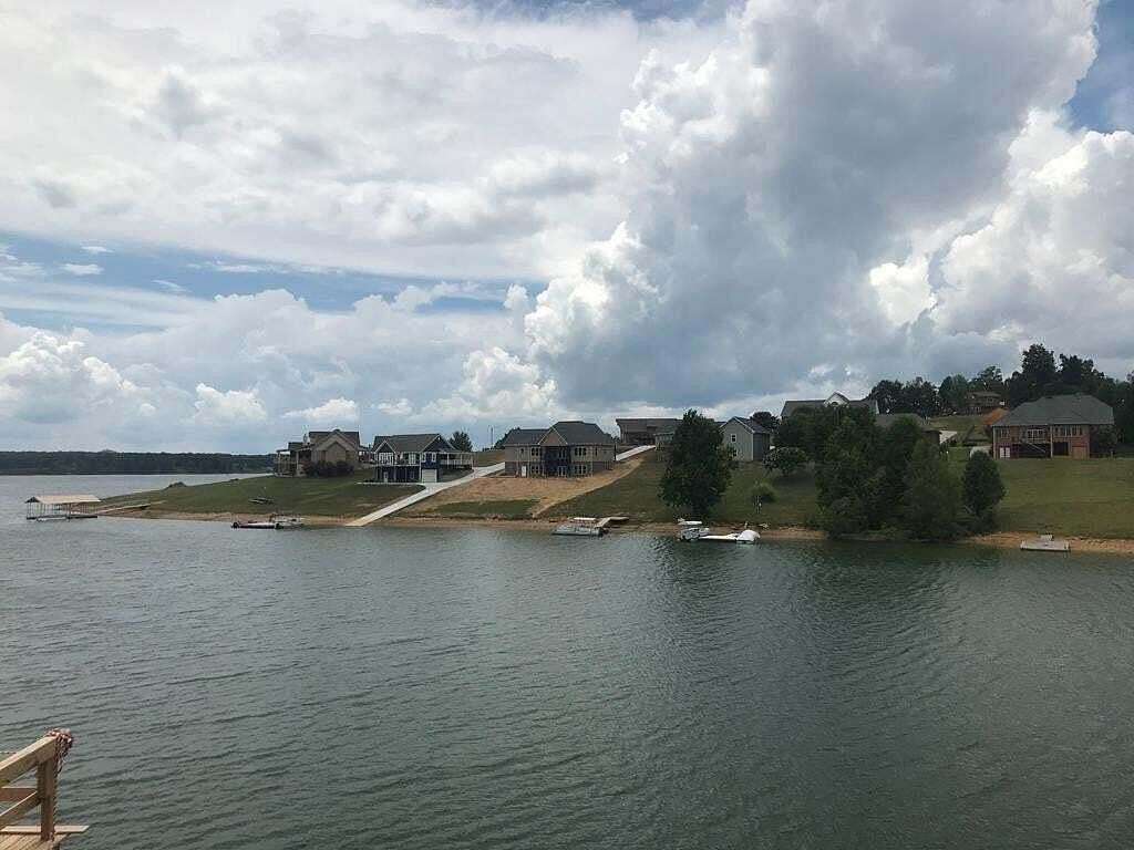 6 Acres of Residential Land for Sale in Baneberry, Tennessee