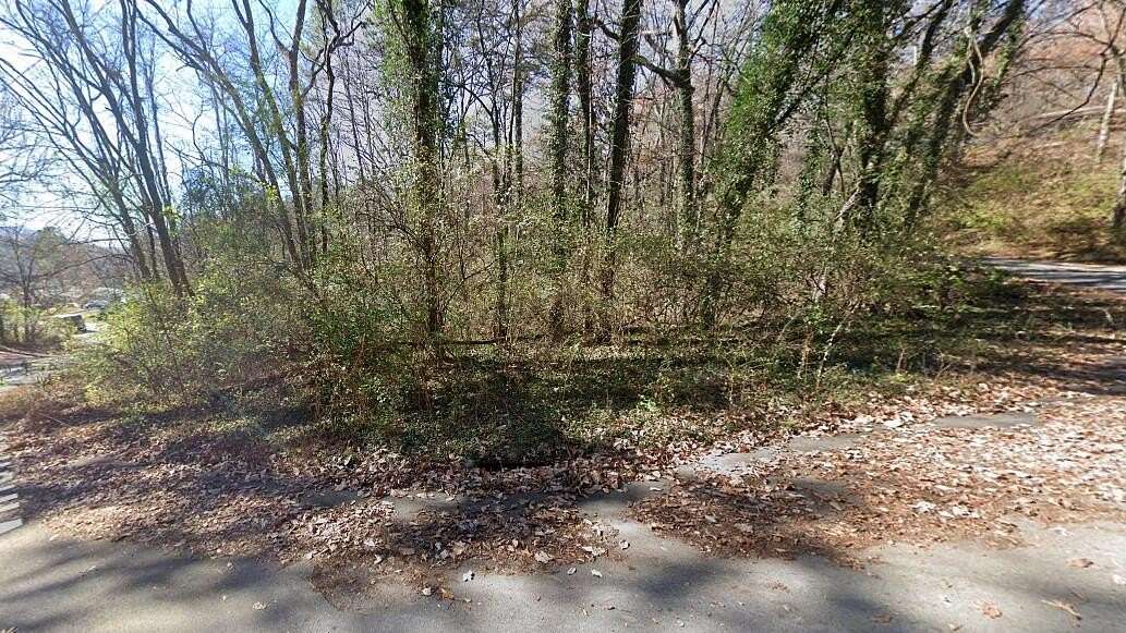 0.37 Acres of Residential Land for Sale in Chattanooga, Tennessee