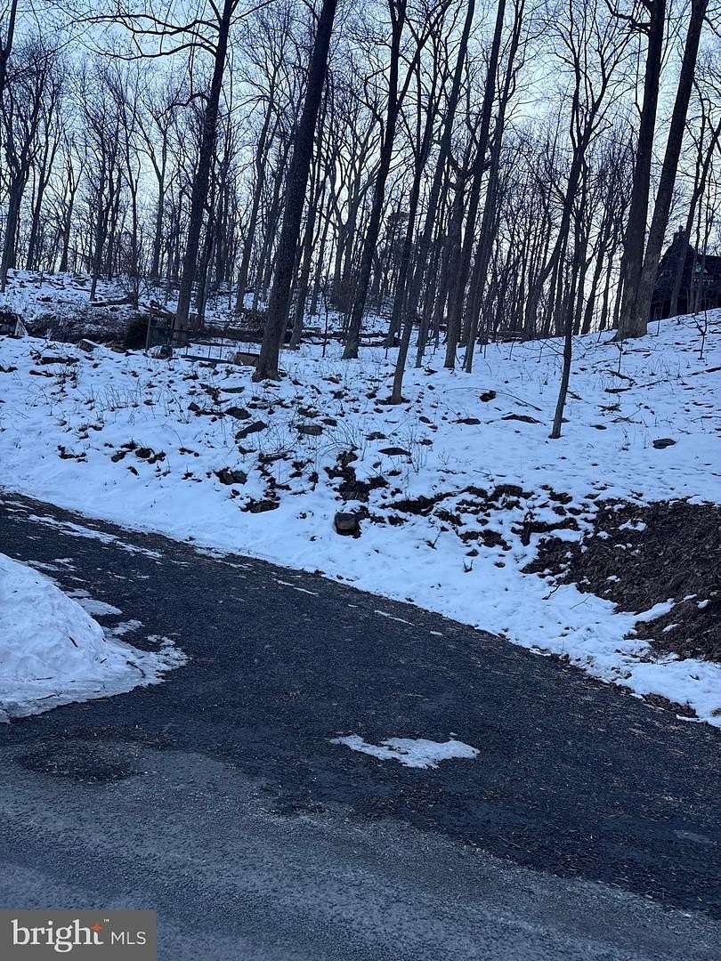 1 Acre of Residential Land for Sale in Haymarket, Virginia